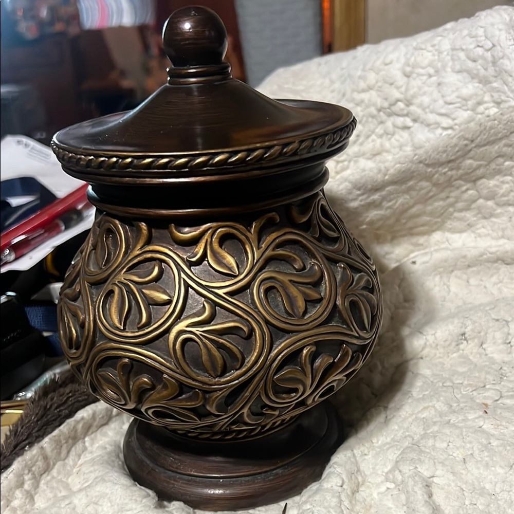 Vintage Elegant Bronze Decorative Jar